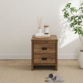 GFW BOS2BSKNO BOSTON 2 DRAWER BEDSIDE TABLE KNOTTY OAK