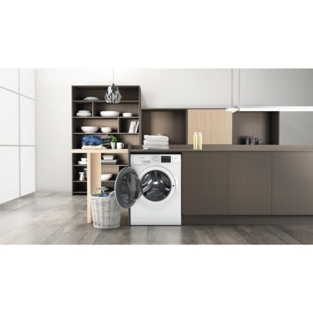 Hotpoint NDB8635WUK Freestanding 8+6kg Washer Dryer