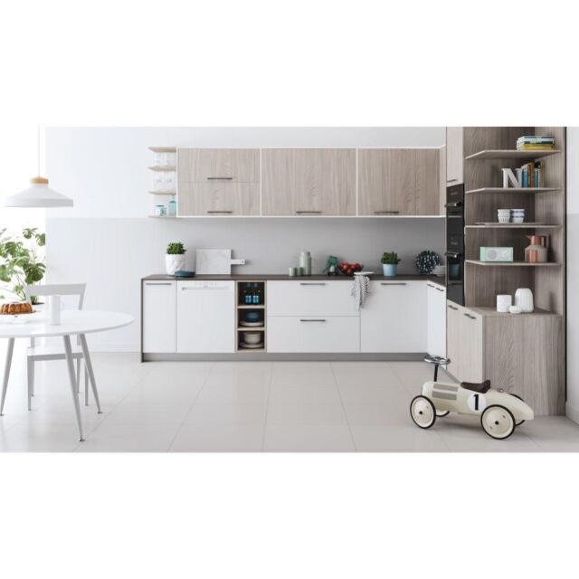 Indesit I3B L626 UK Push&Go Built-In Dishwasher