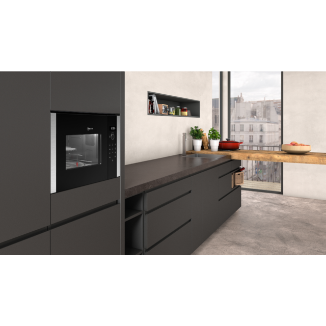 Neff HLAGD53N0B, Built-in microwave oven
